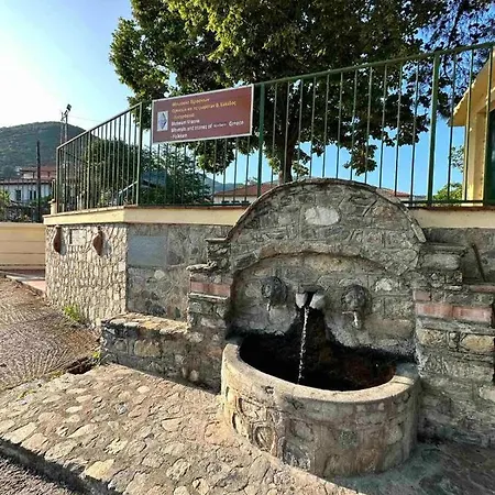 Nihtolouloudo House Vrasná