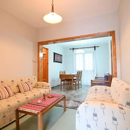 Casa vacanze Nihtolouloudo House Vrasná