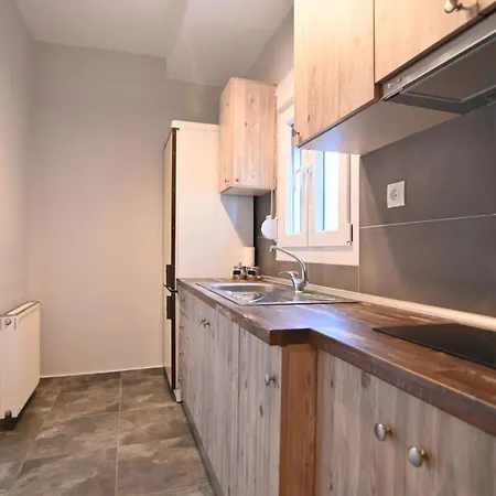 Nihtolouloudo House Ferienhaus Vrasná