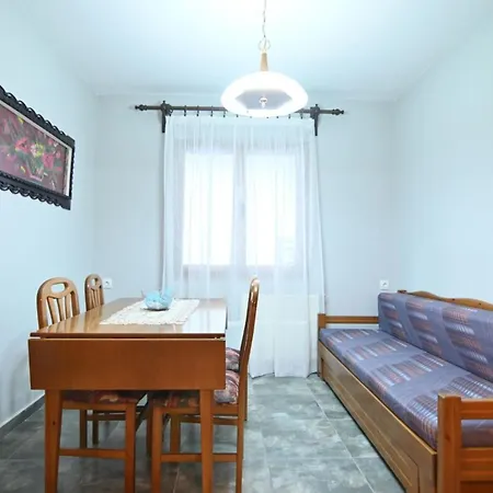 Ferienhaus Nihtolouloudo House *